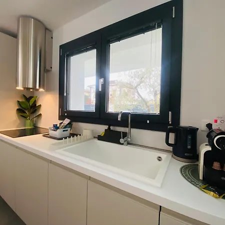 Apartment Elisa A - In Front Of The Walls Of
