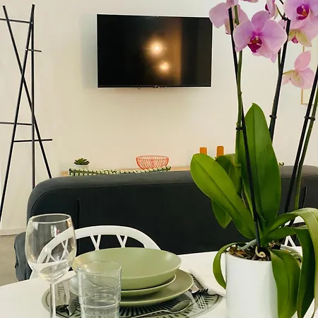 Apartment Elisa A - In Front Of The Walls Of